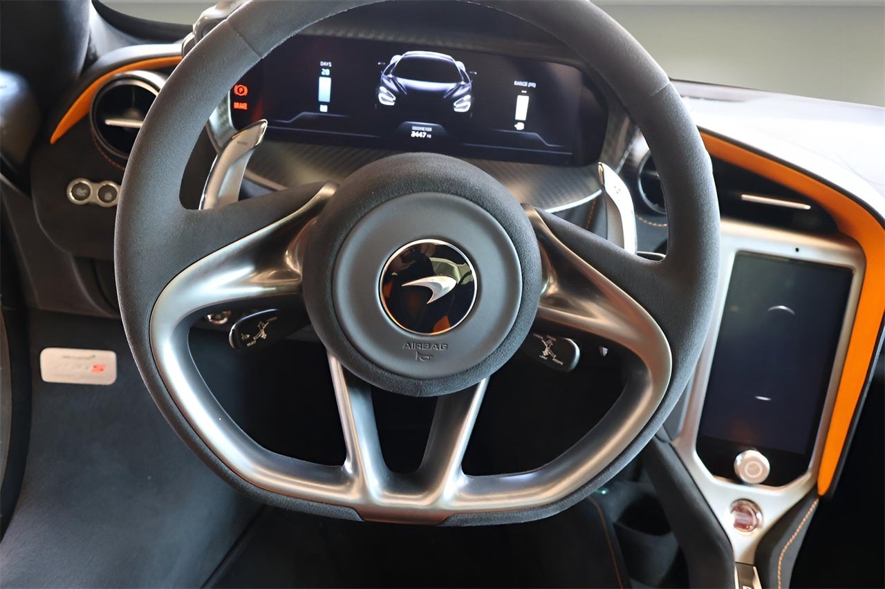 2024 McLaren 750S Coupe