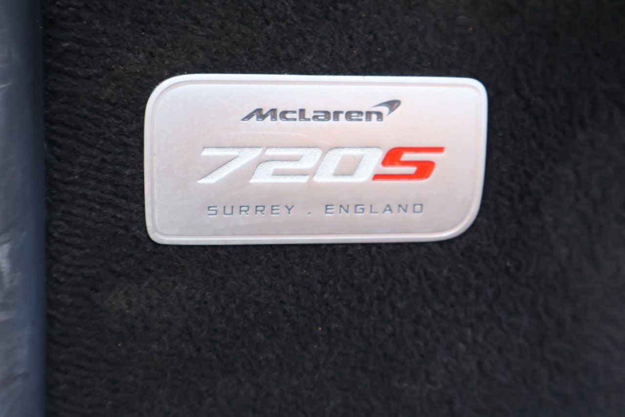 2022 McLaren 720S Performance