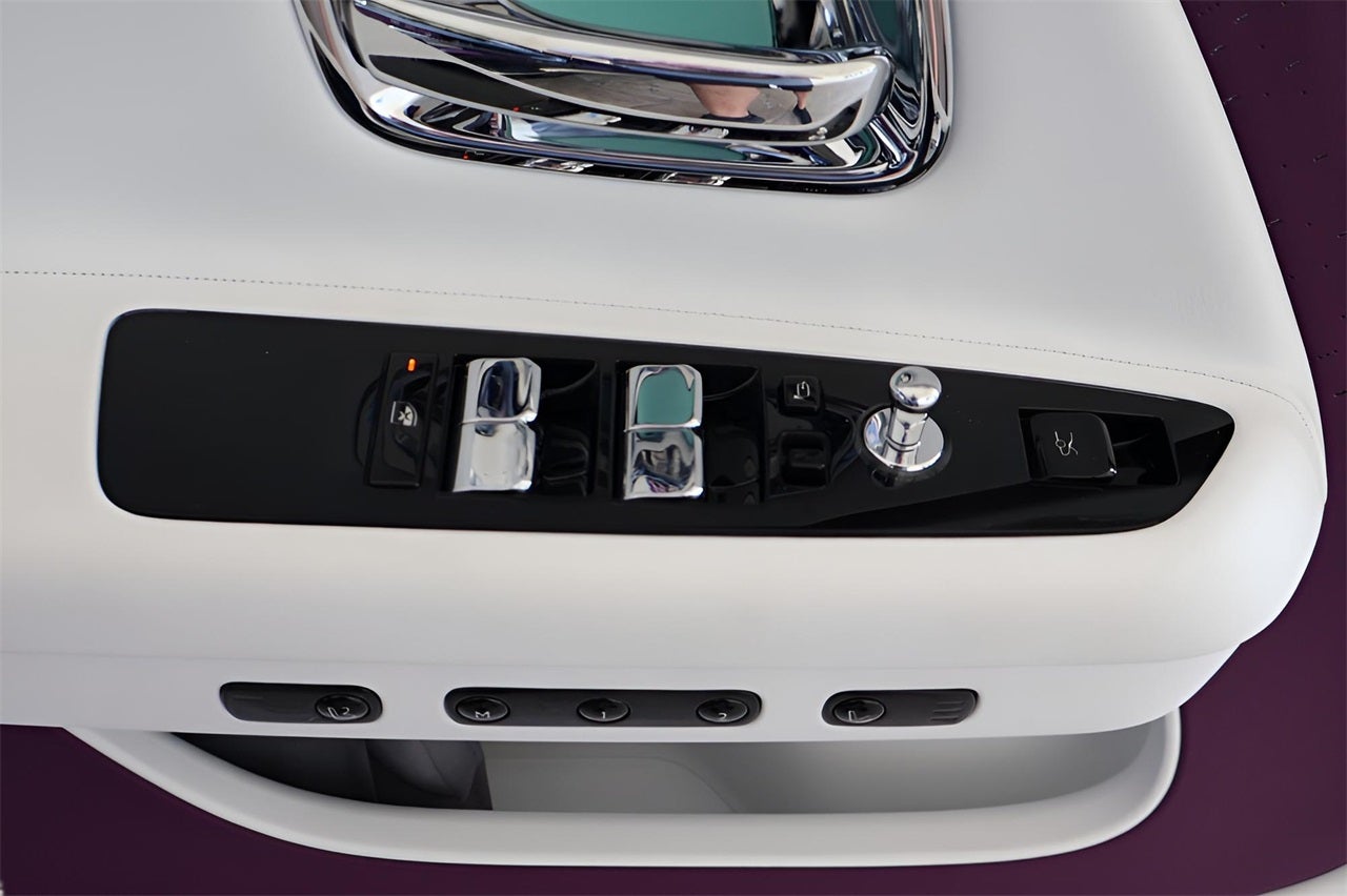 2025 Rolls-Royce Spectre Coupe