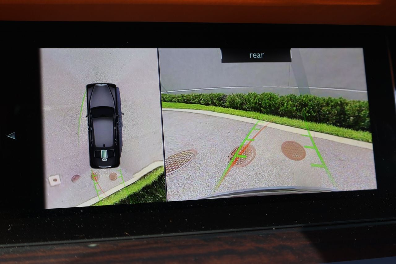 2023 Rolls-Royce Phantom Base