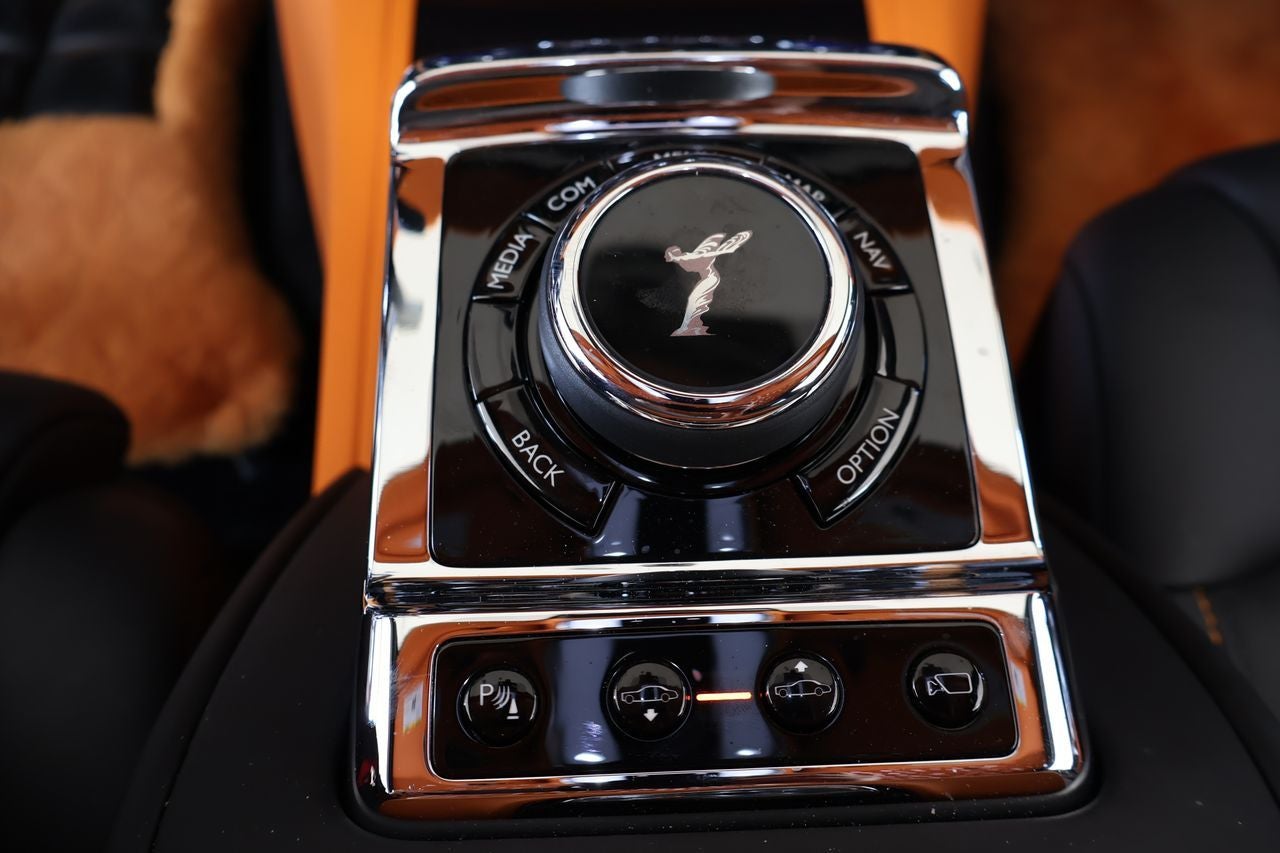 2023 Rolls-Royce Phantom Base