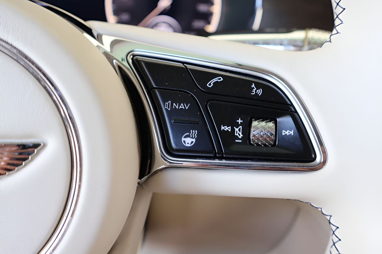 2024 Bentley Flying Spur Hybrid Azure