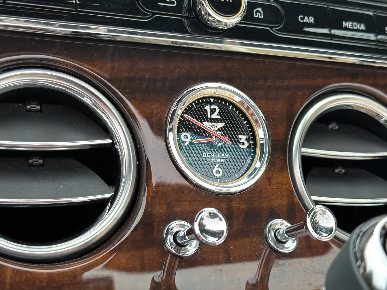 2022 Bentley Continental GT V8