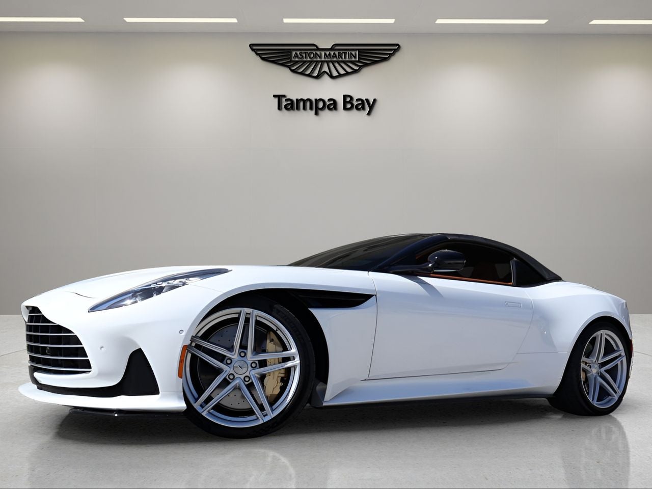 2024 Aston Martin DB12 Volante