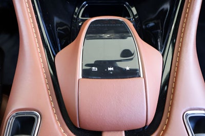 2021 Aston Martin DBS Superleggera