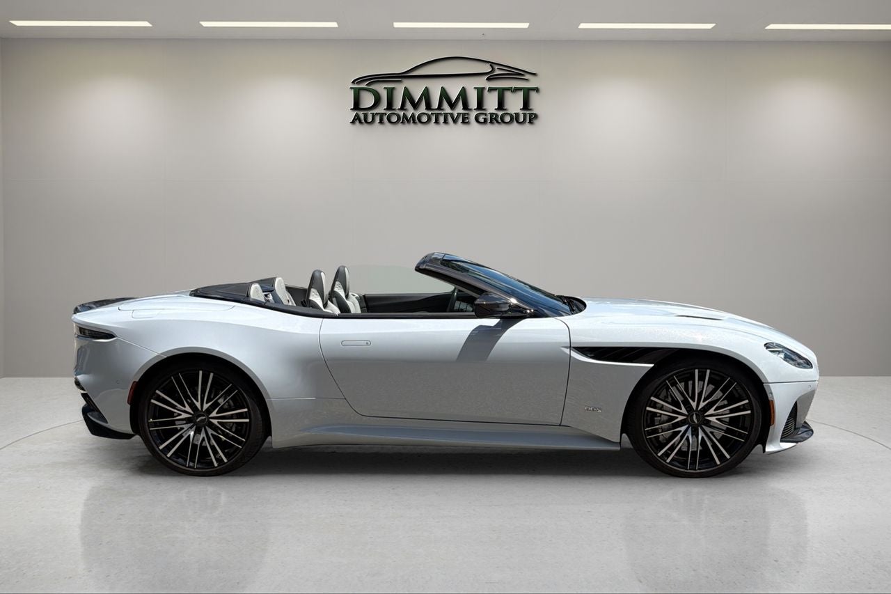 2023 Aston Martin DBS Volante