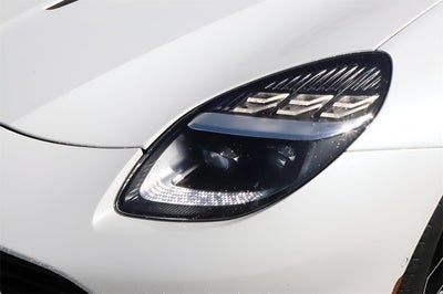 2025 Aston Martin Vanquish V12