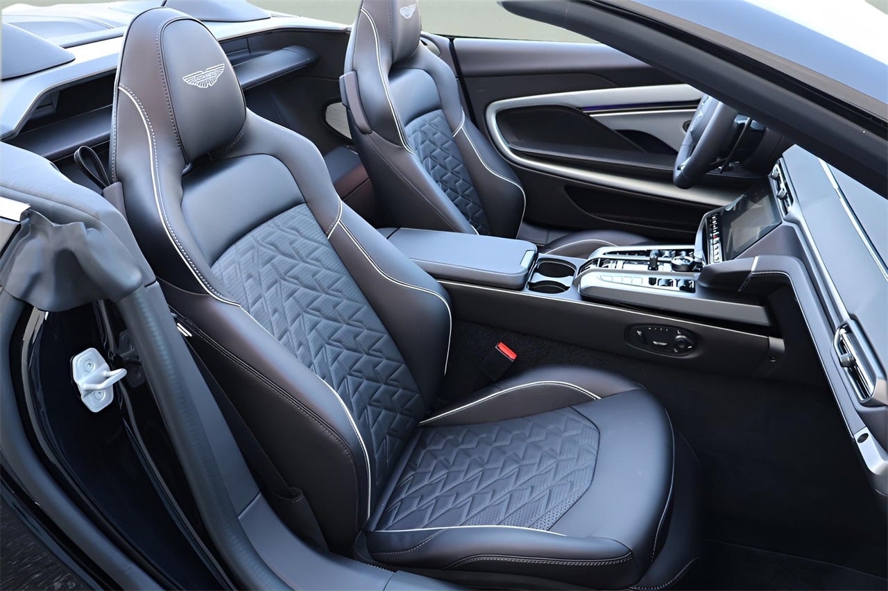 2026 Aston Martin Vanquish Volante