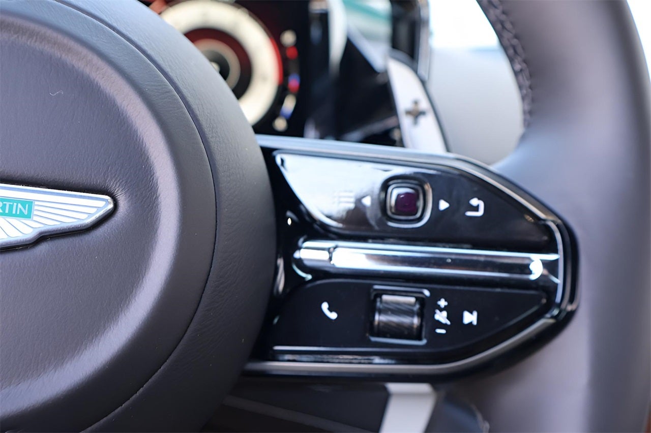 2026 Aston Martin Vanquish Volante