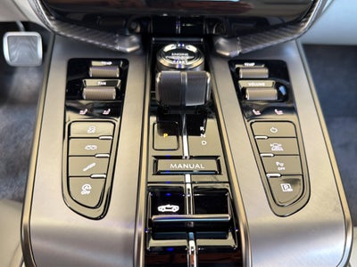 2027 Aston Martin Vanquish Volante