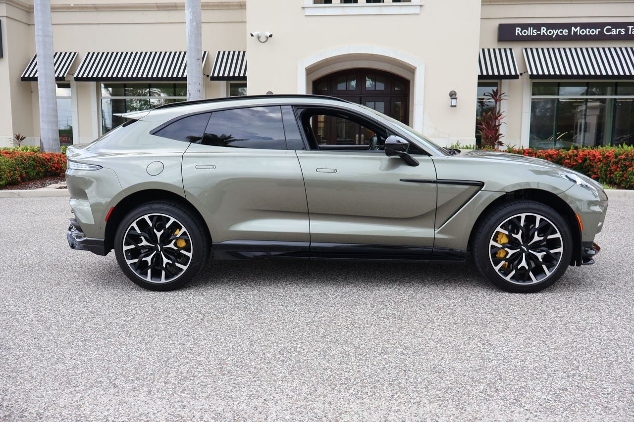 2023 Aston Martin DBX 707