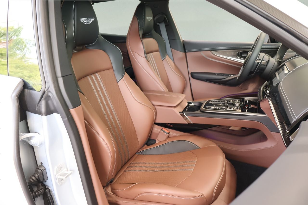 2026 Aston Martin DBX 707