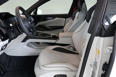 2025 Aston Martin DBX 707