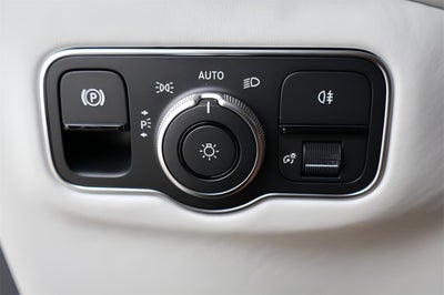 2025 Aston Martin DBX 707