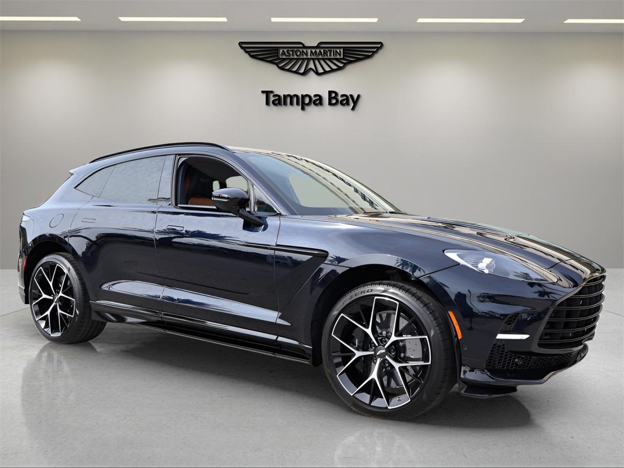 2026 Aston Martin DBX 707