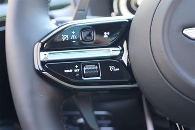 2025 Aston Martin DBX 707