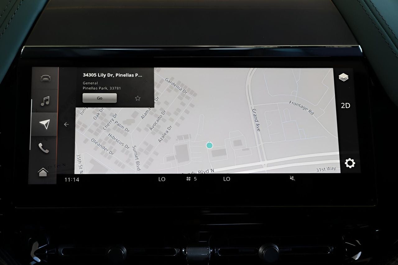 2025 Aston Martin DBX 707