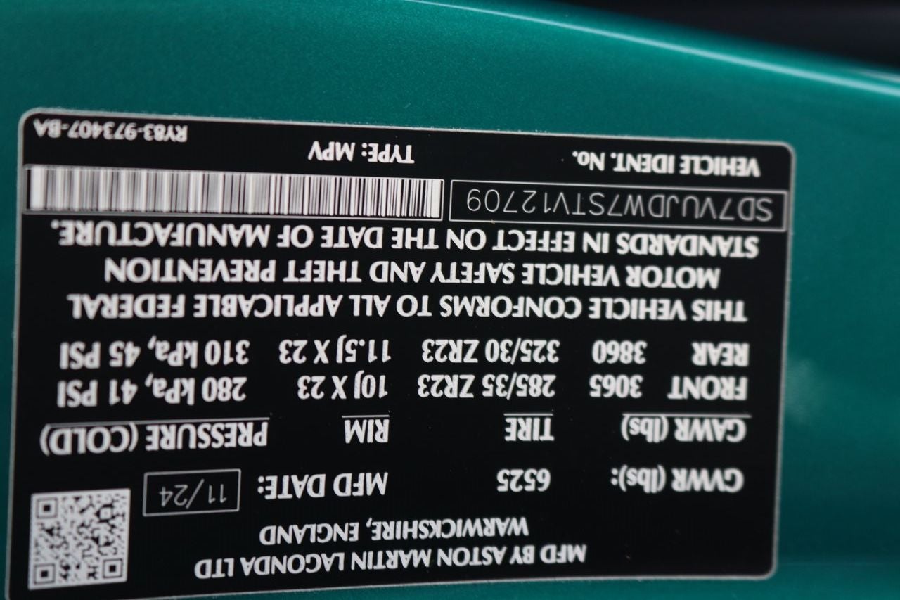 2025 Aston Martin DBX 707