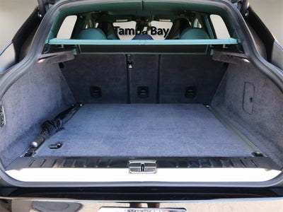 2025 Aston Martin DBX 707