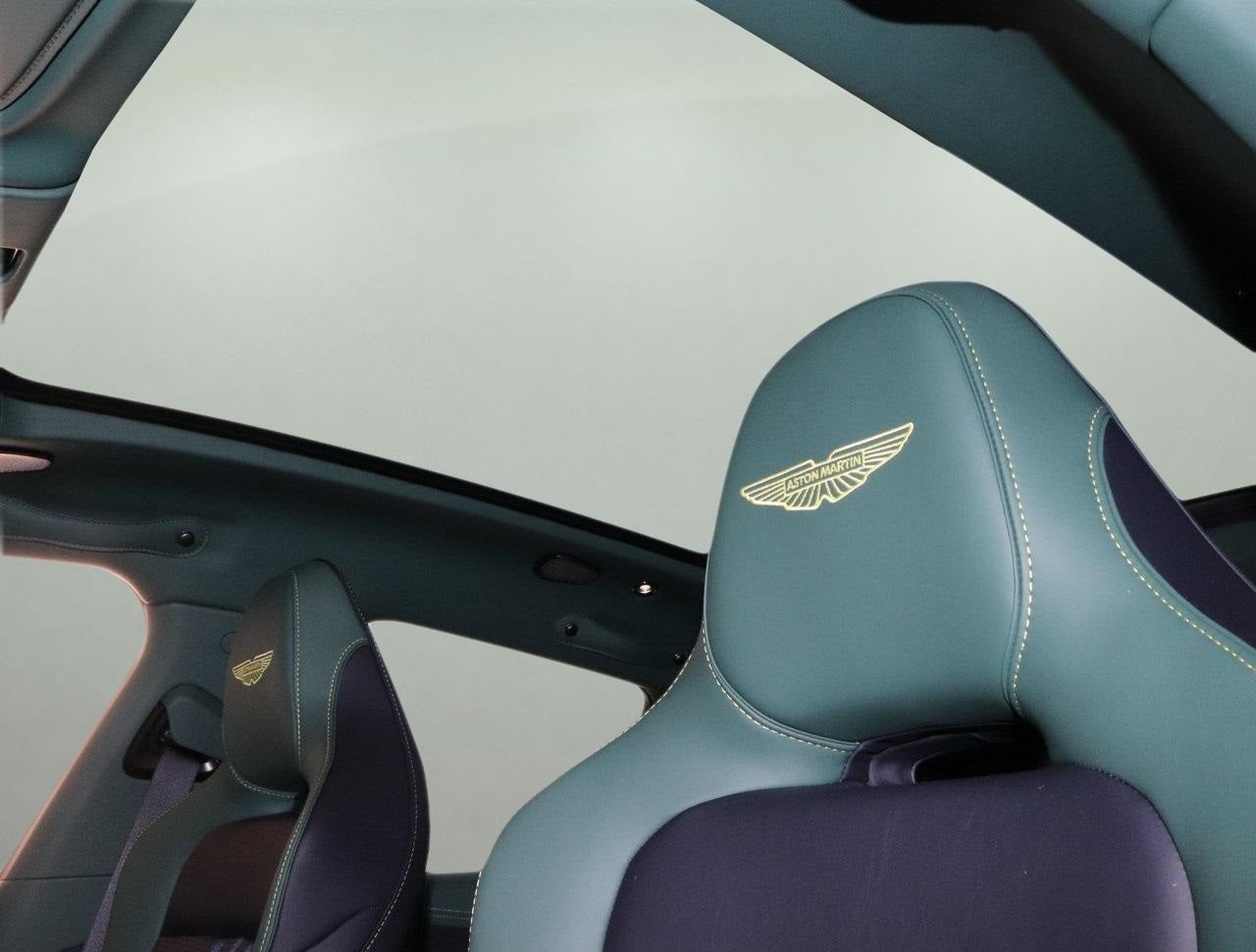 2025 Aston Martin DBX 707