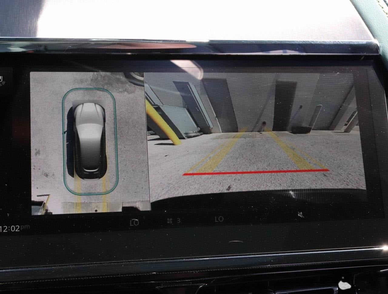 2025 Aston Martin DBX 707