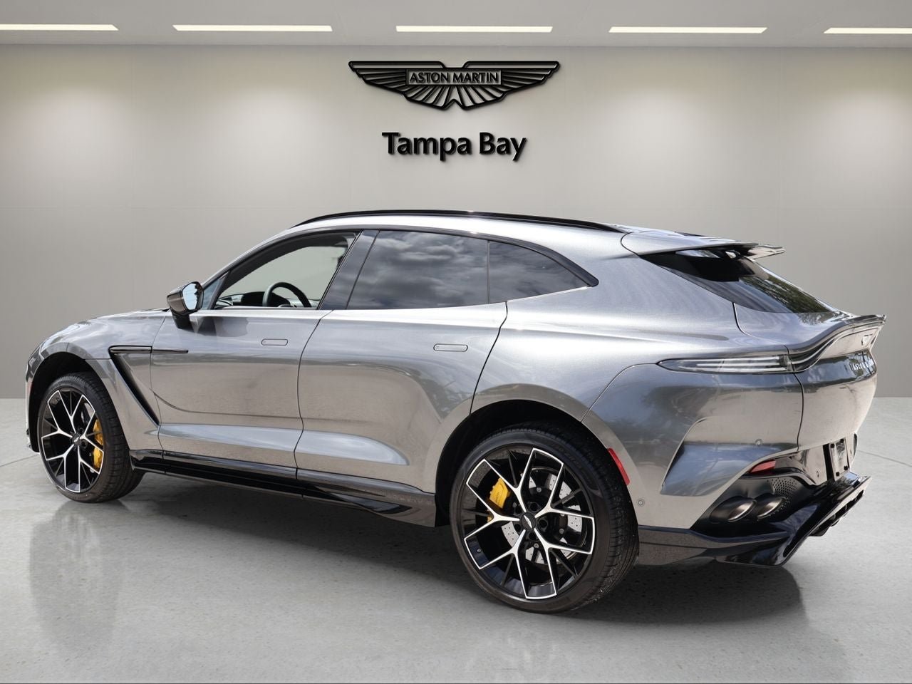 2026 Aston Martin DBX 707