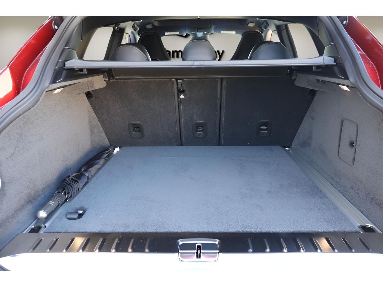 2026 Aston Martin DBX S