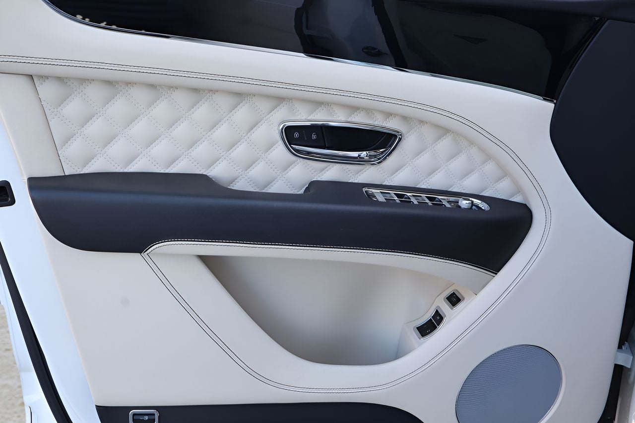 2021 Bentley Bentayga Hybrid Base