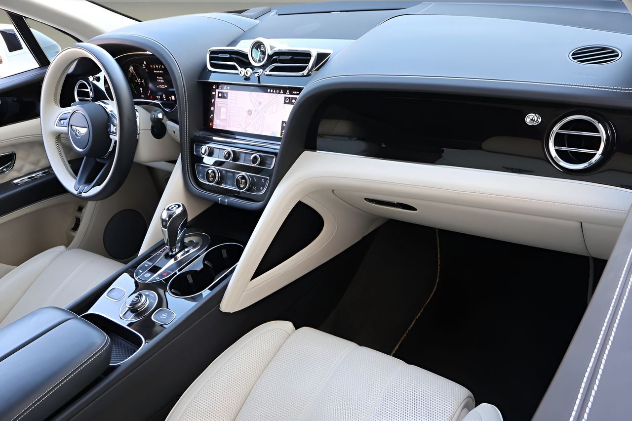 2021 Bentley Bentayga Hybrid Base