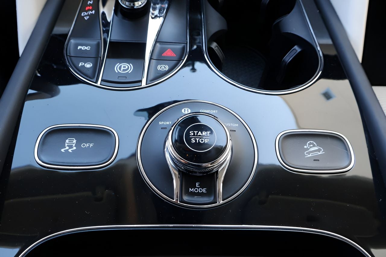 2021 Bentley Bentayga Hybrid Base