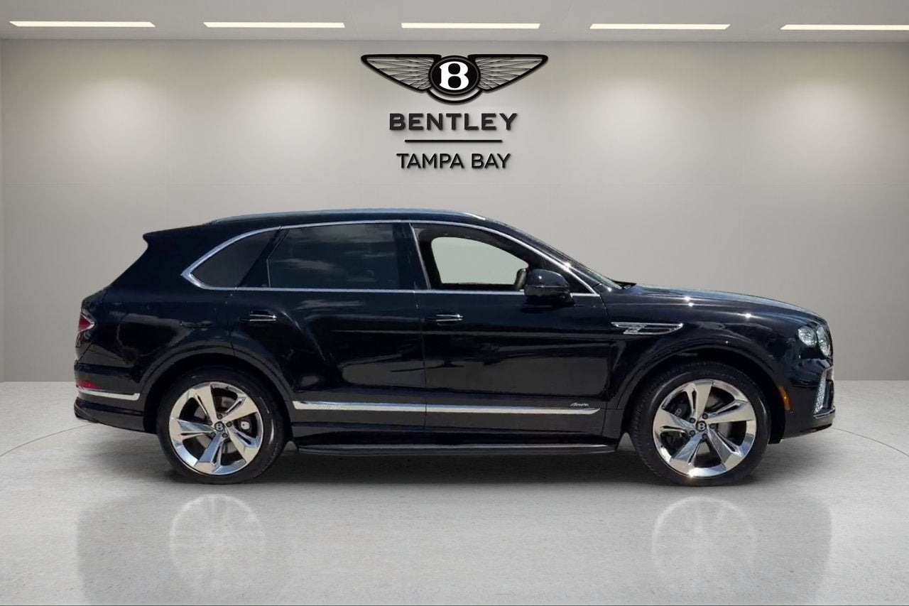 2025 Bentley Bentayga V8