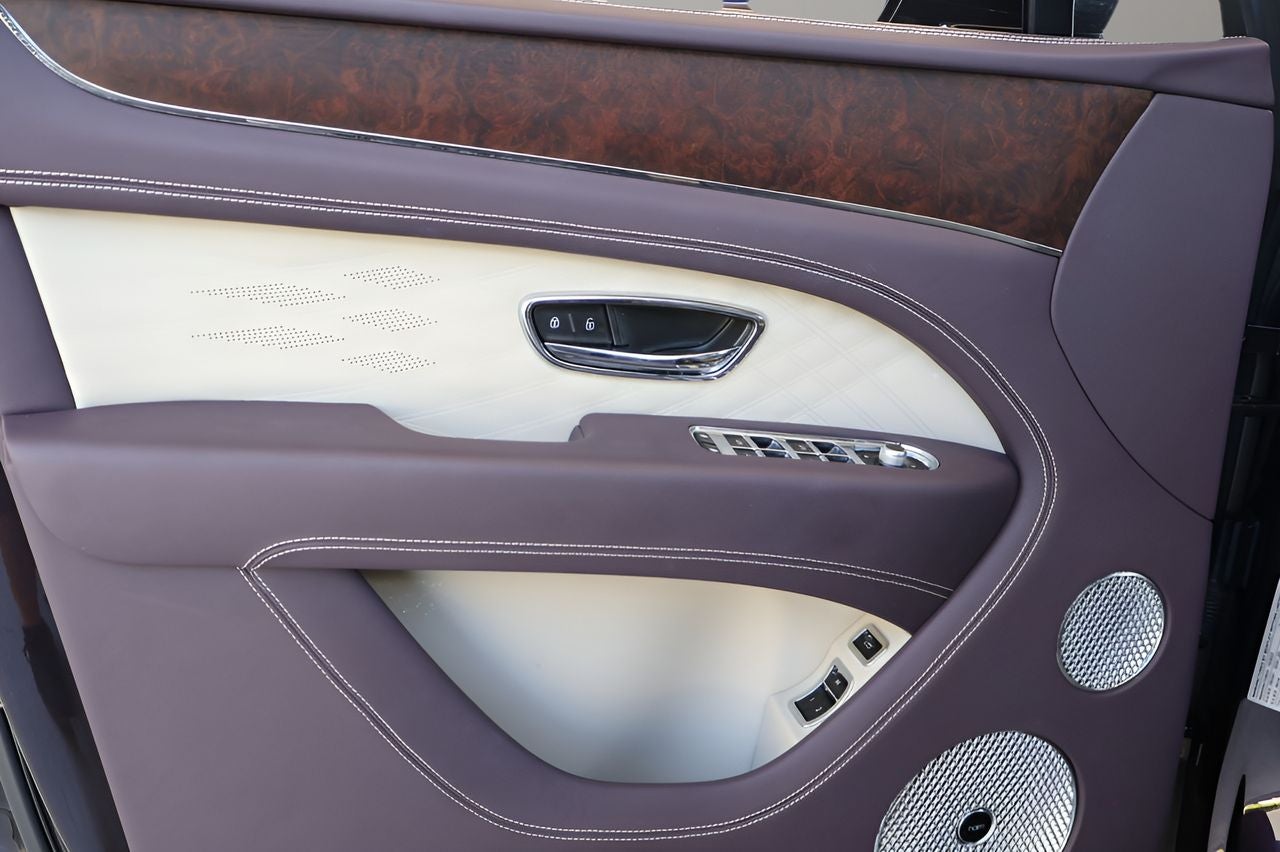2023 Bentley Bentayga EWB Base