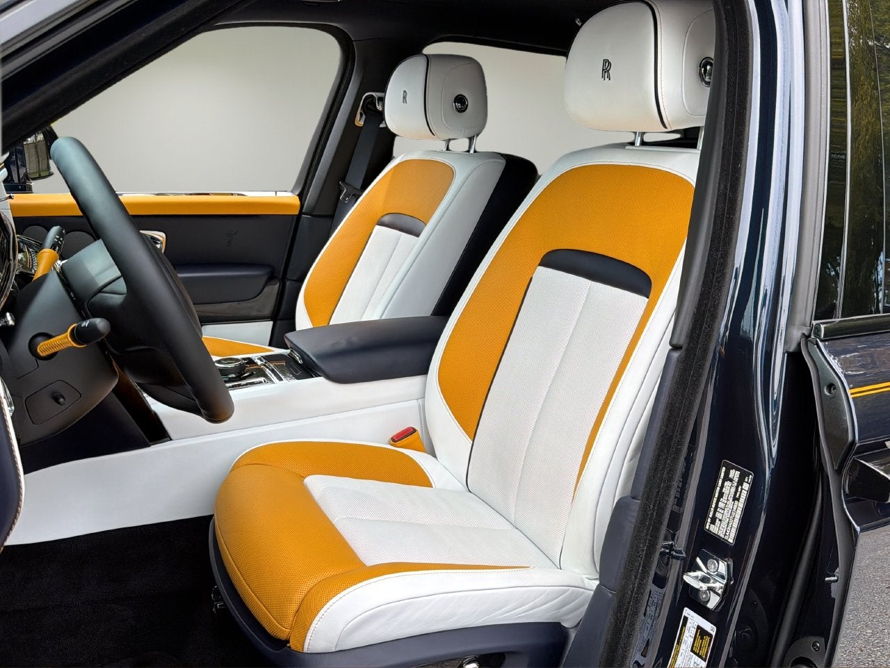 2026 Rolls-Royce Cullinan Black Badge