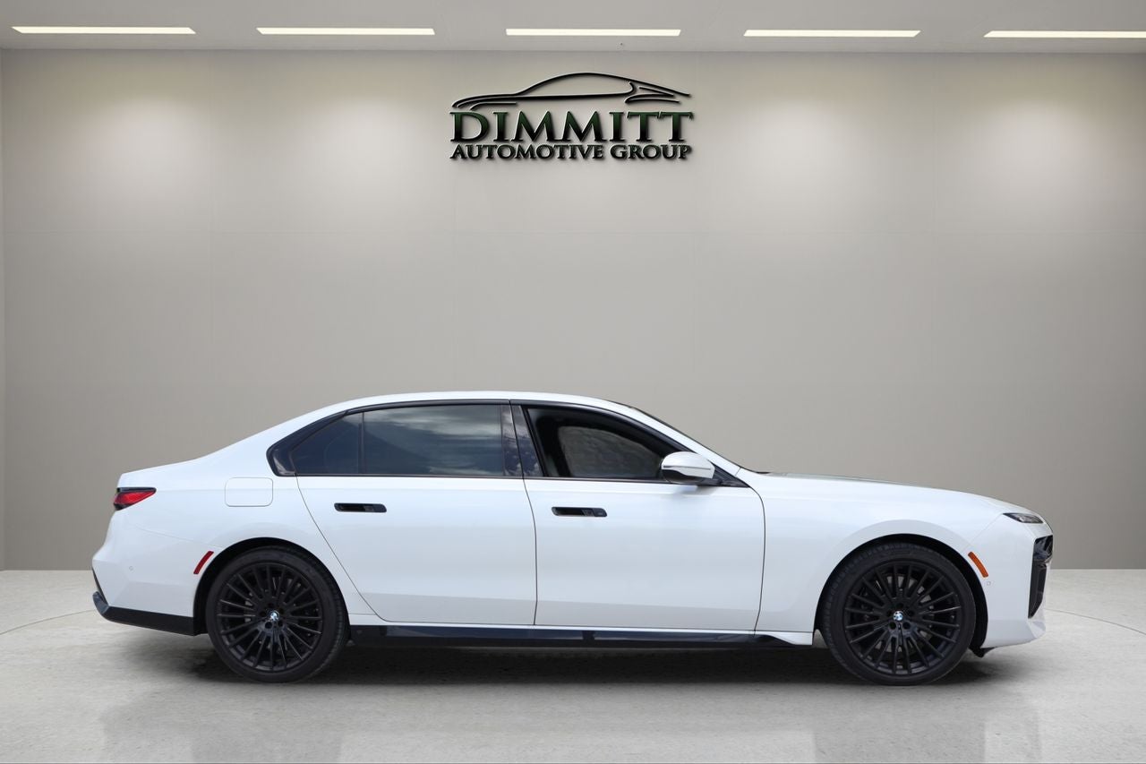 2025 BMW 7 Series 760i xDrive