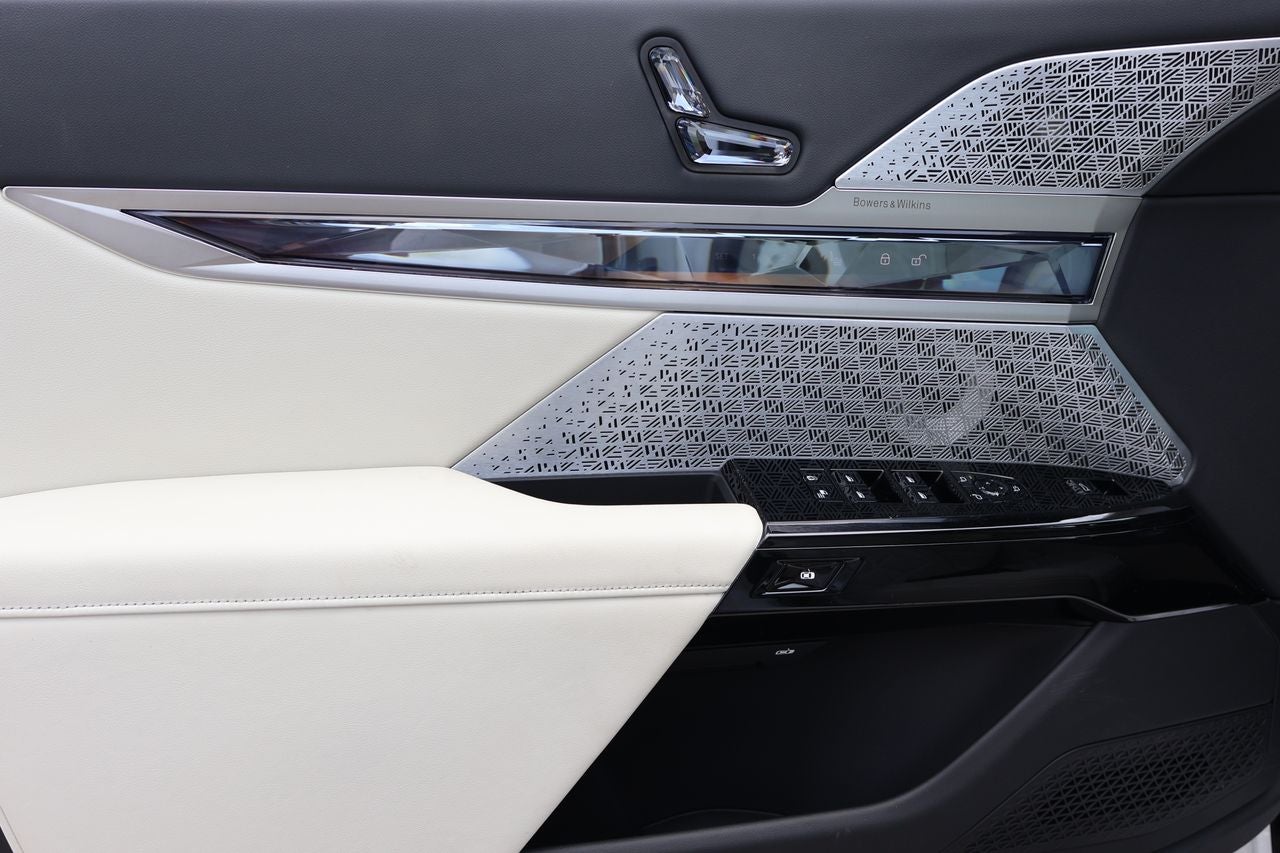 2025 BMW 7 Series 760i xDrive