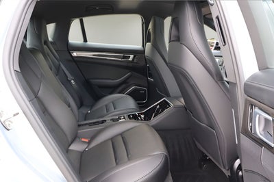 2022 Porsche Panamera 4S