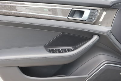 2022 Porsche Panamera 4S