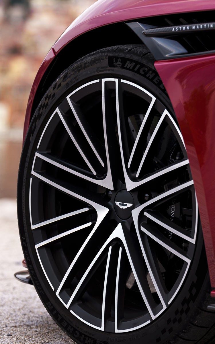 DB12 | Aston Martin Tampa Bay in Pinellas Park FL