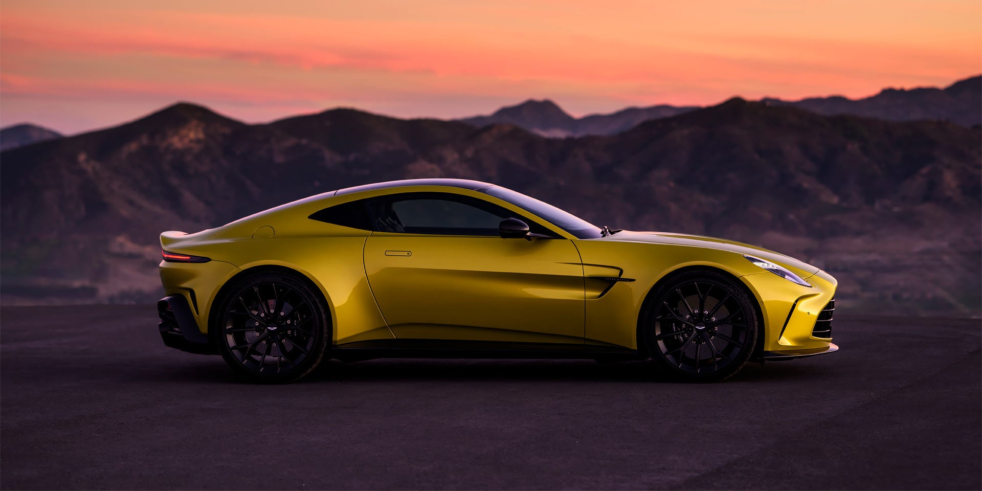 Vantage | Aston Martin Tampa Bay in Pinellas Park FL