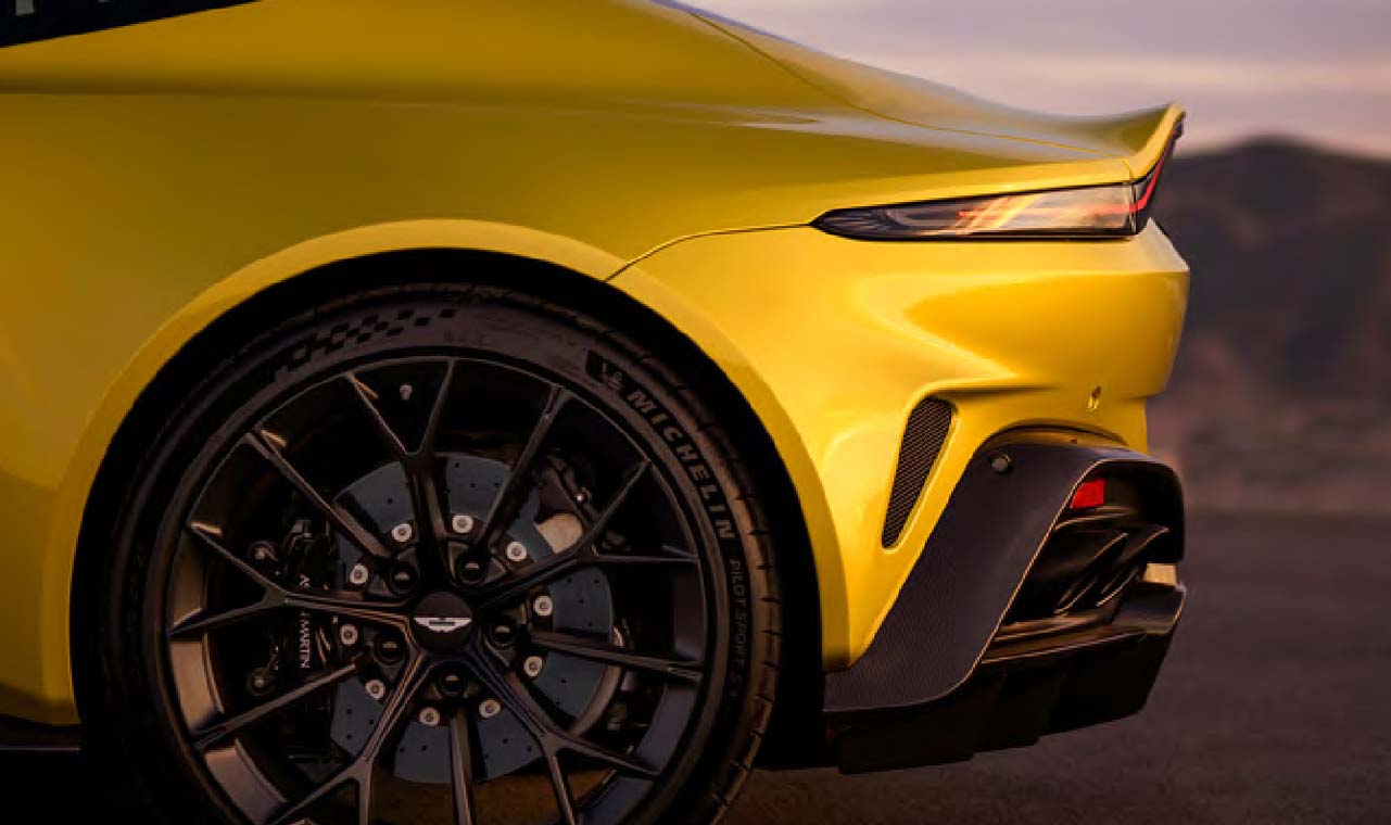 rear fender and sport exhaust