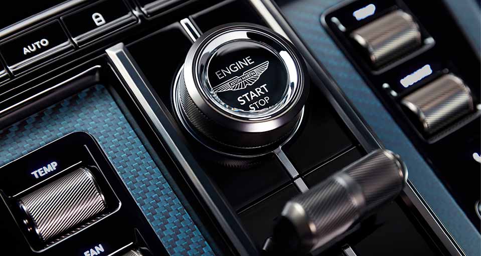 Elegant and refined infotainment cluster